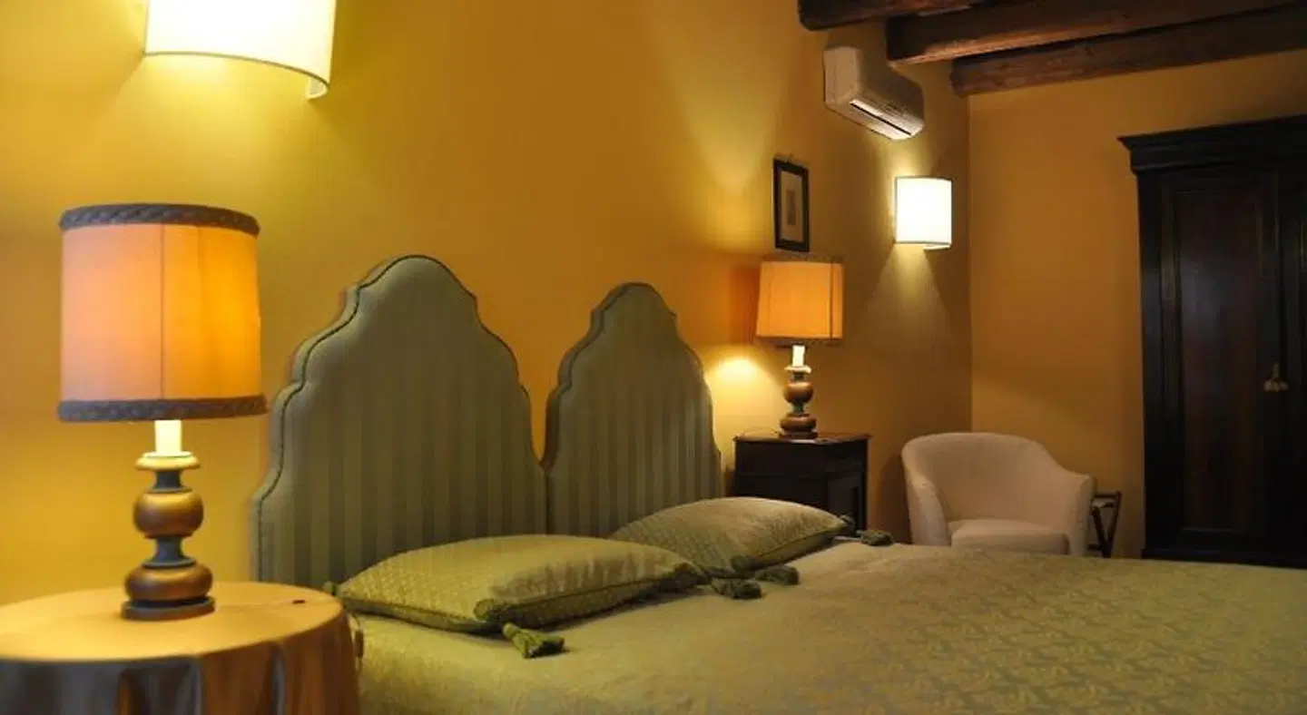 Piazza Nova Guest House ROOM_EXAMPLE