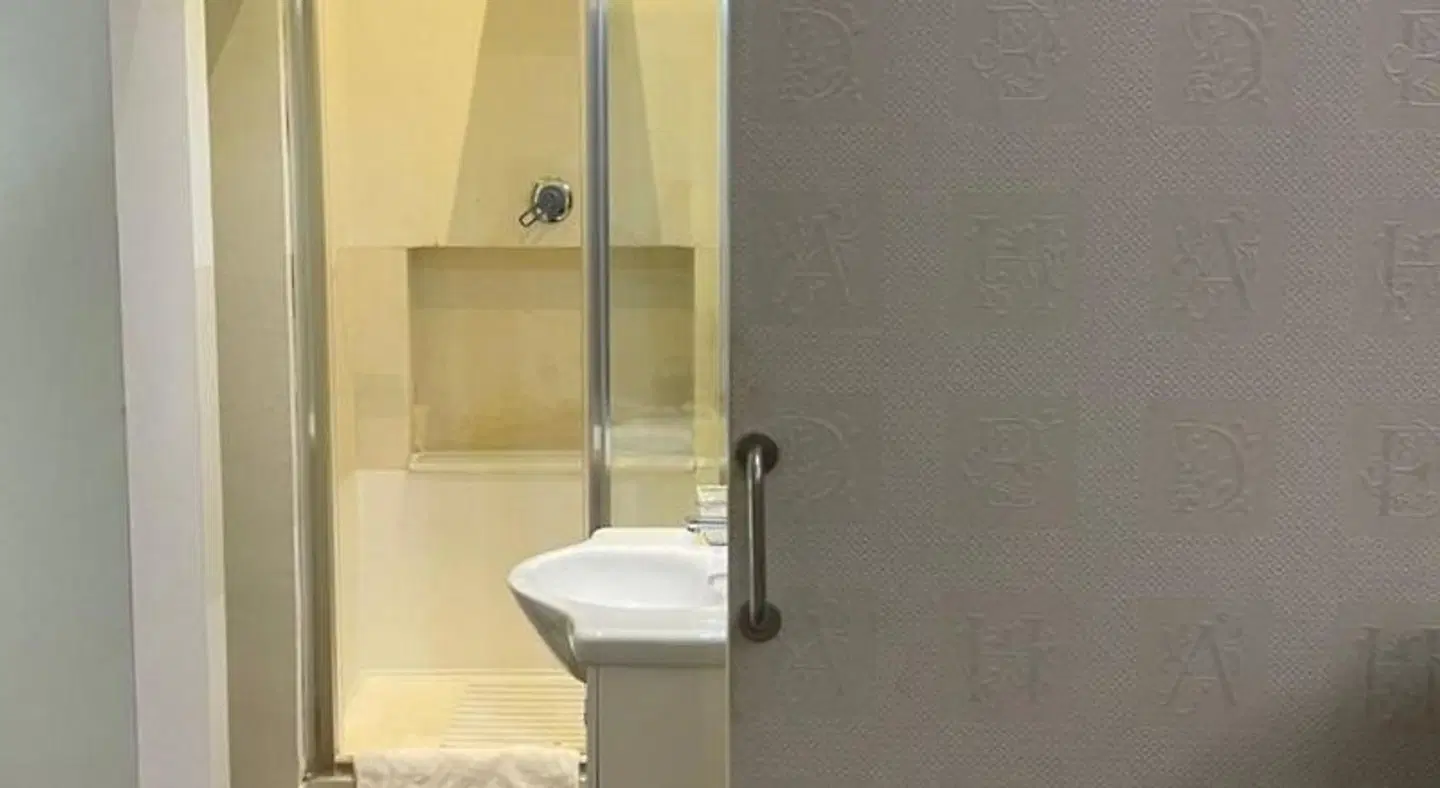 Avanguardia Suite Ferrara Badezimmer