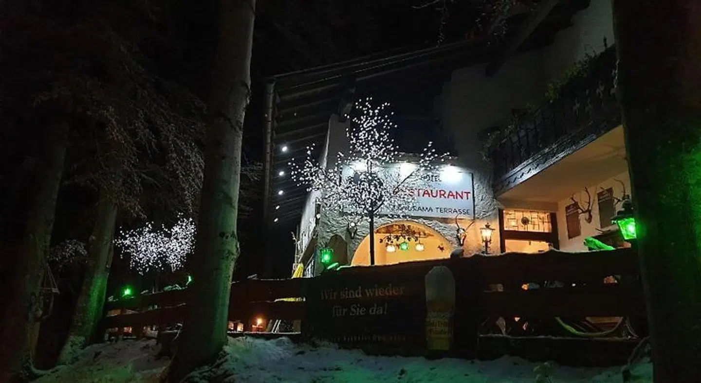Hotel GUNGLSTUBN EXTERIOR