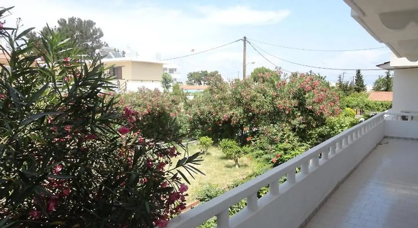 Marieta-Giannis LANDSCAPE