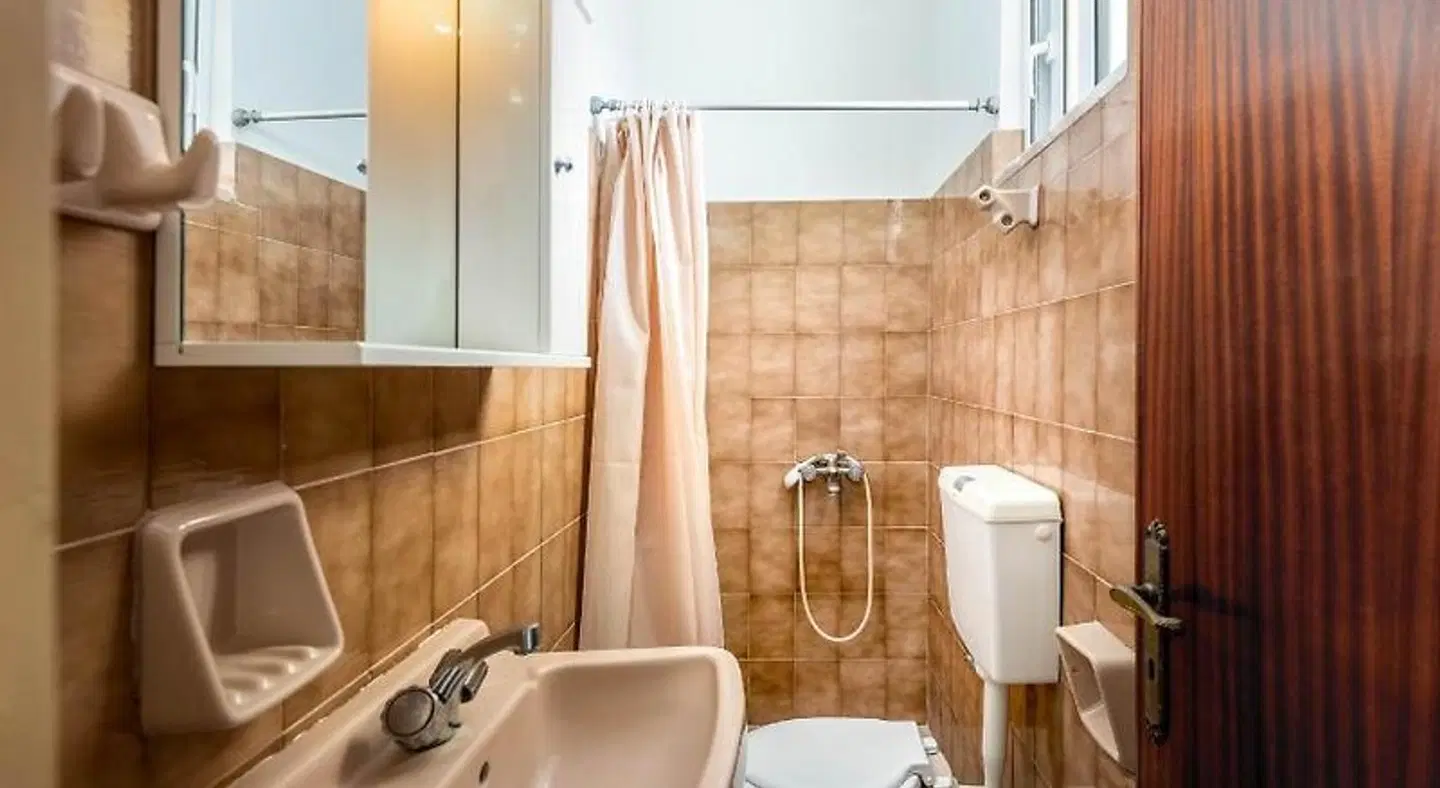 Litsa Studios Badezimmer
