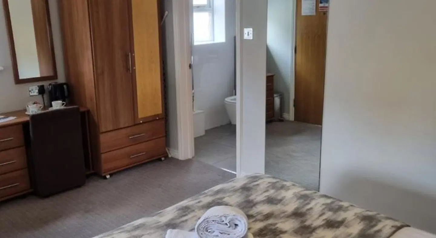 The Diamond Inn ROOM_EXAMPLE