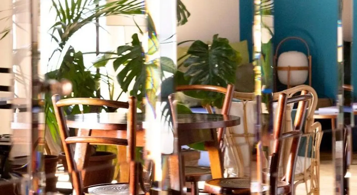 SuperOtium Restaurant