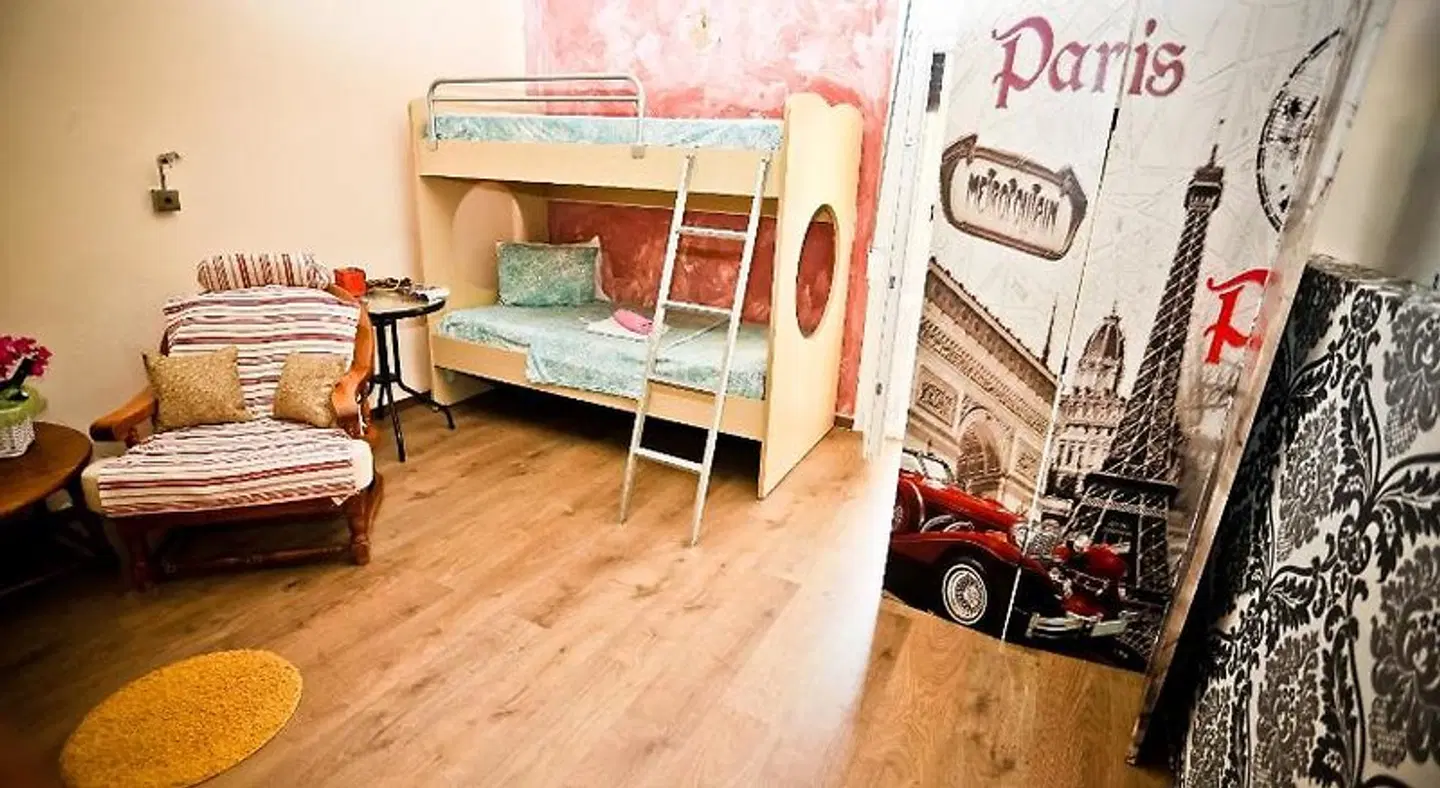 Home Suites ROOM_EXAMPLE