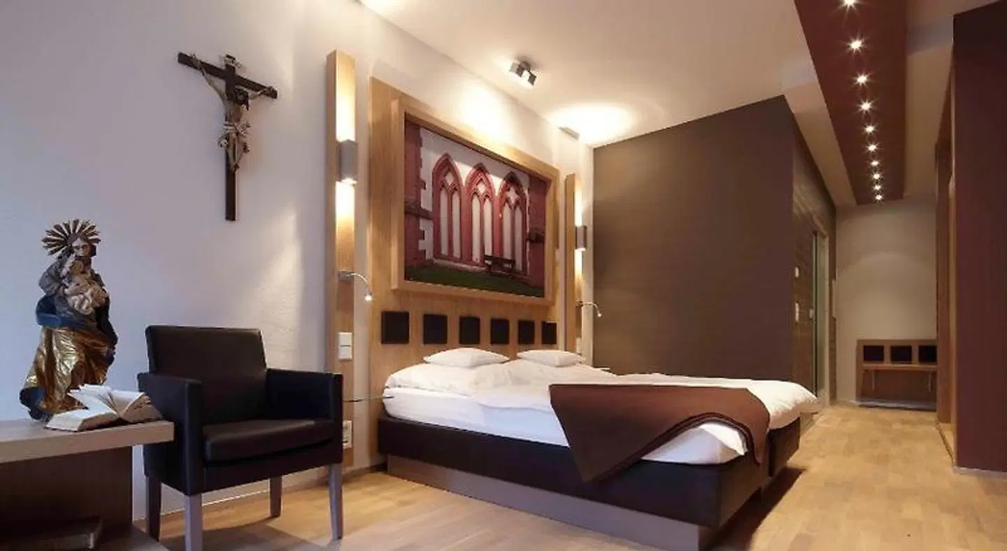 Weinhaus und Hotel Zum Krug ROOM_EXAMPLE