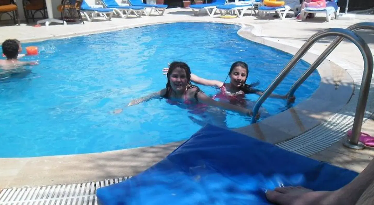 Side Apart Hotel OUTDOOR_POOL