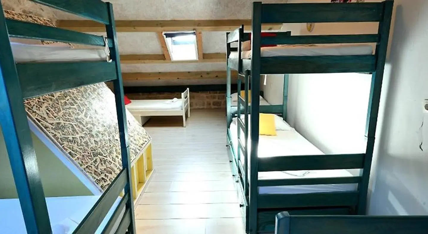 White Rabbit Hostel ROOM_EXAMPLE