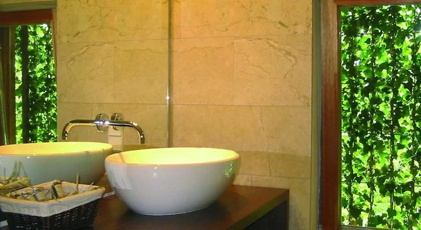 Seehotel am Neuklostersee Badezimmer