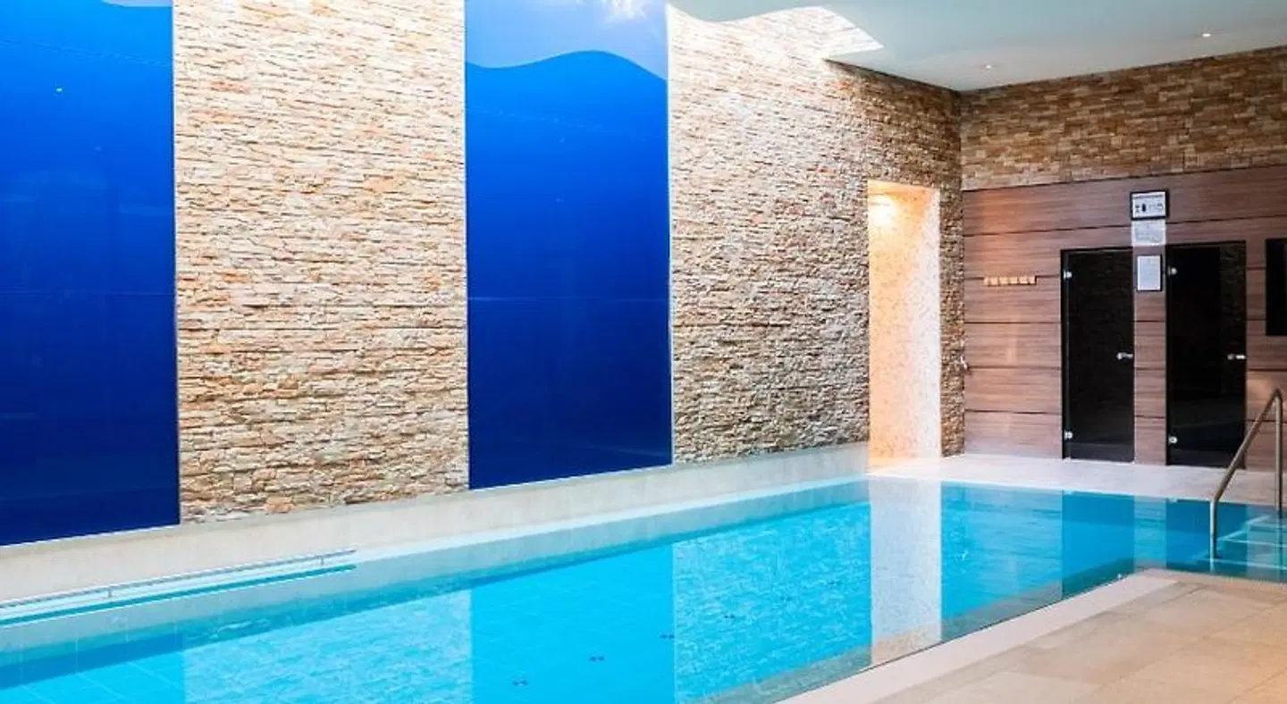 Le Baron Tavernier Hôtel Restaurants Spa OUTDOOR_POOL