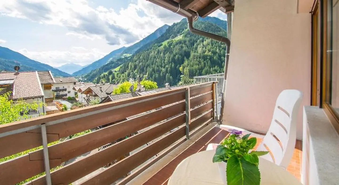 Bergland Terrasse