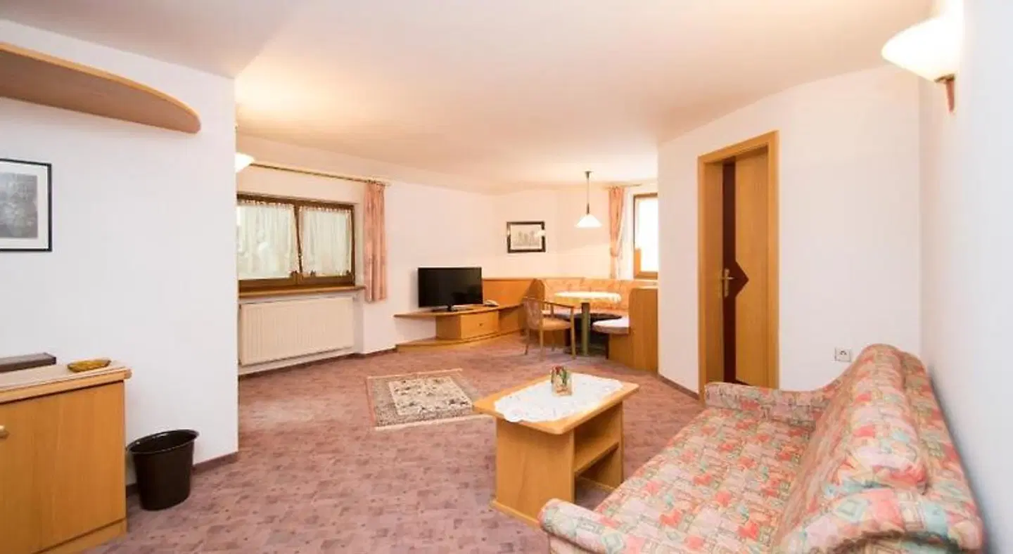 Bergland ROOM_EXAMPLE