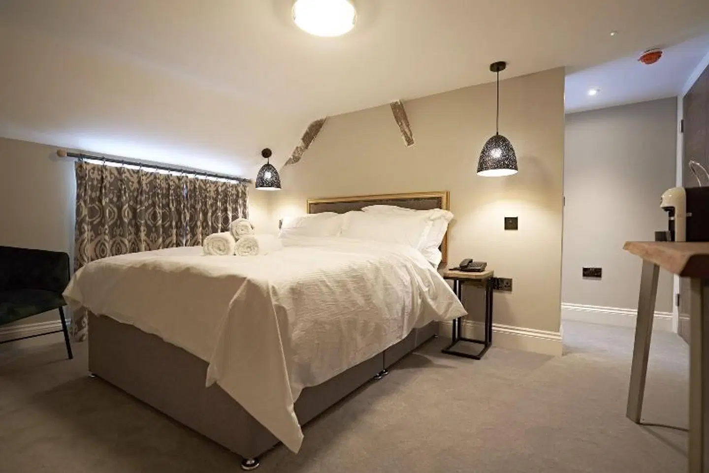 Valentinos Restaurant With Rooms ROOM_EXAMPLE