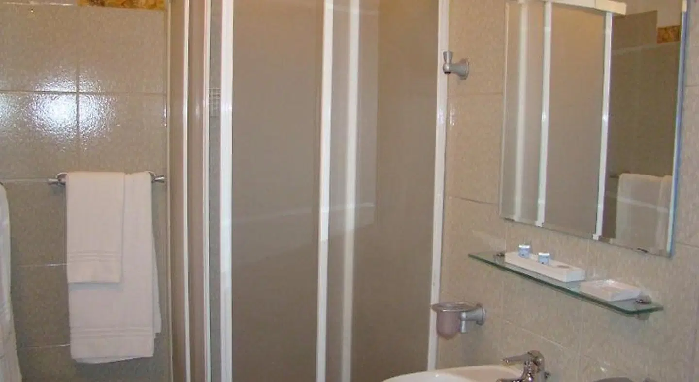 Santo Stefano Badezimmer