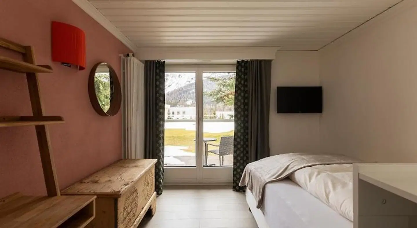 Europa ROOM_EXAMPLE