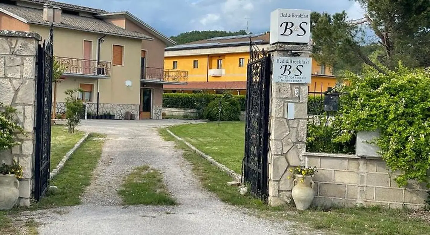 B&B B&S EXTERIOR