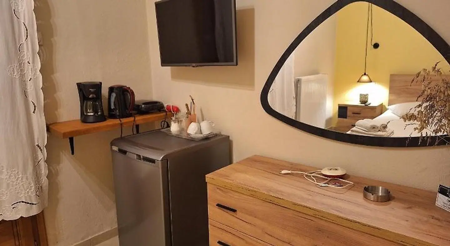 Skourgias Rooms ROOM_EXAMPLE