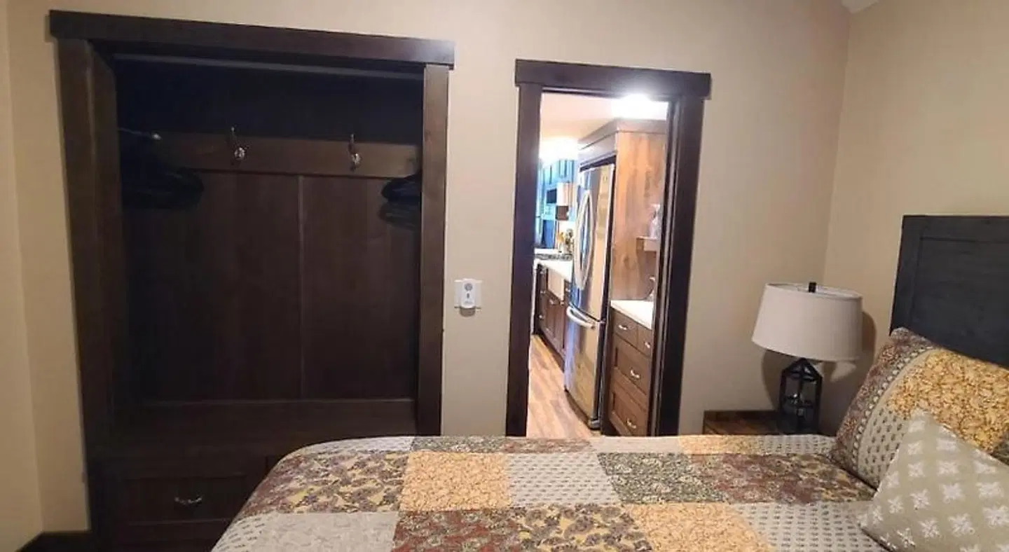 Cold Springs Resort ROOM_EXAMPLE