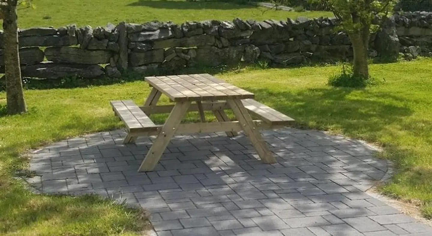 Burren Rock Farmhouse B&B Garten