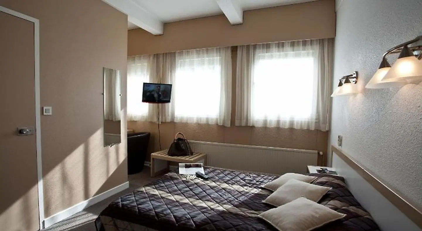 Karène ROOM_EXAMPLE