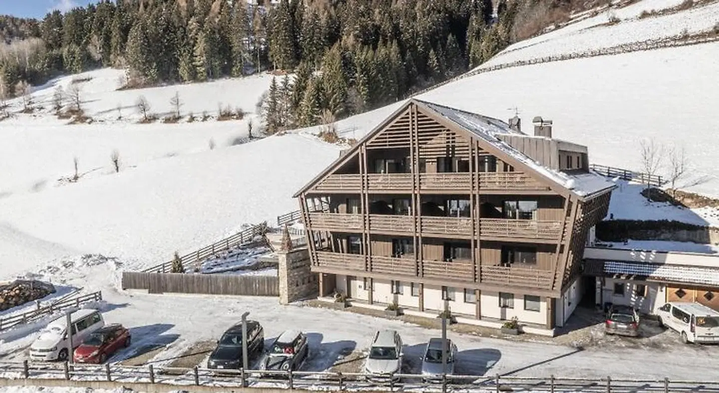 Hotel Rommisa EXTERIOR