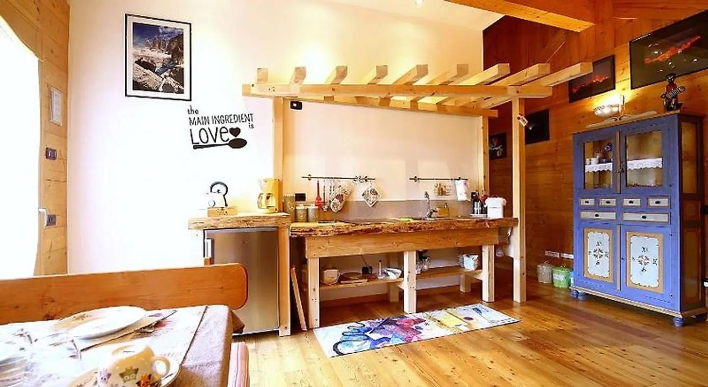 Activity B&B Bar