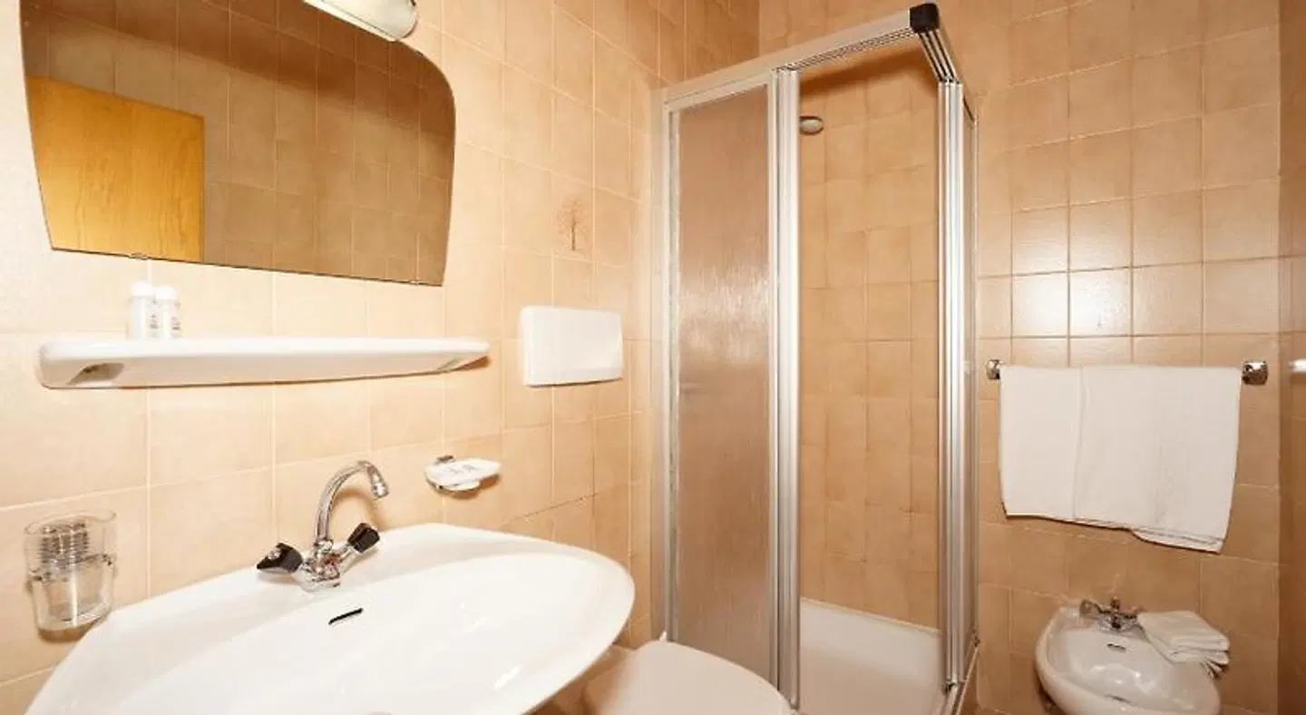 Hotel Brückele Badezimmer