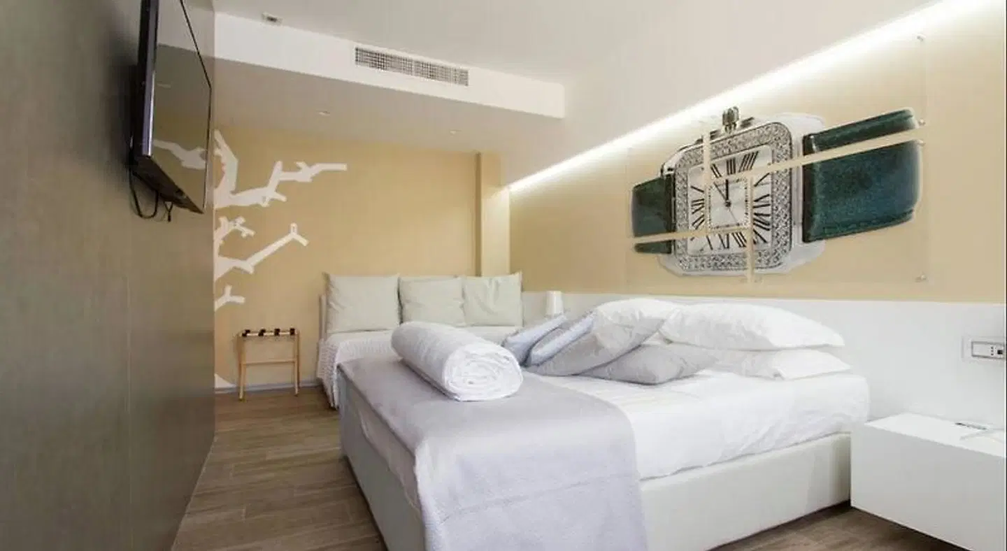 Ginevra Rooms ROOM_EXAMPLE