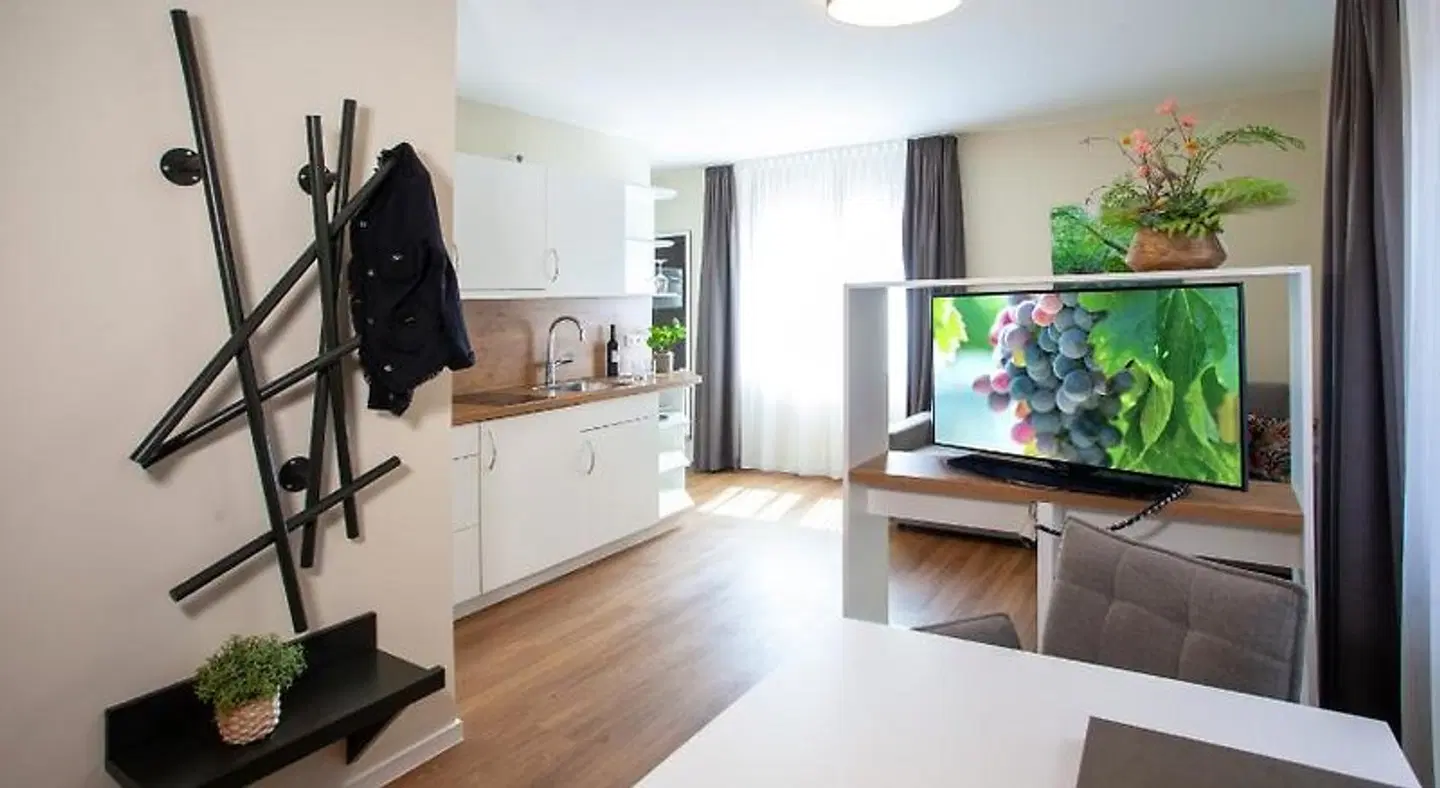 Lutz ROOM_EXAMPLE