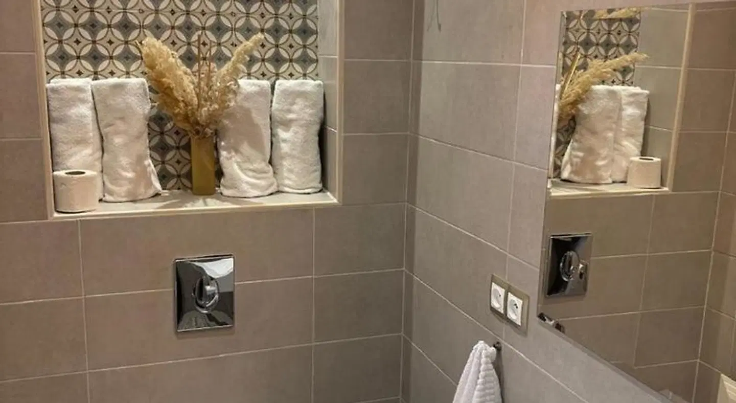 Riad L'Aeroport Badezimmer