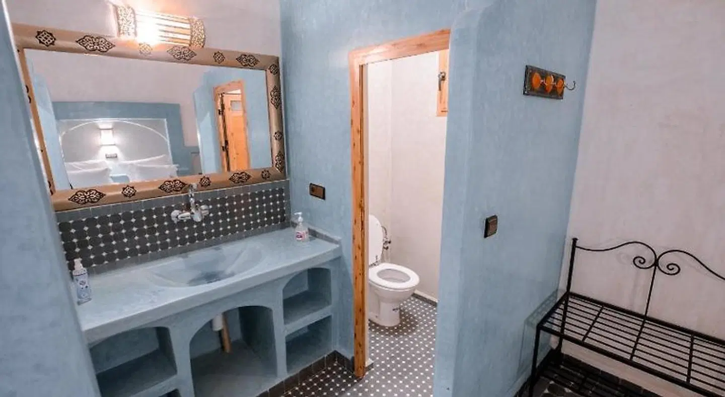 Hassilabiad Appart Hotel Badezimmer