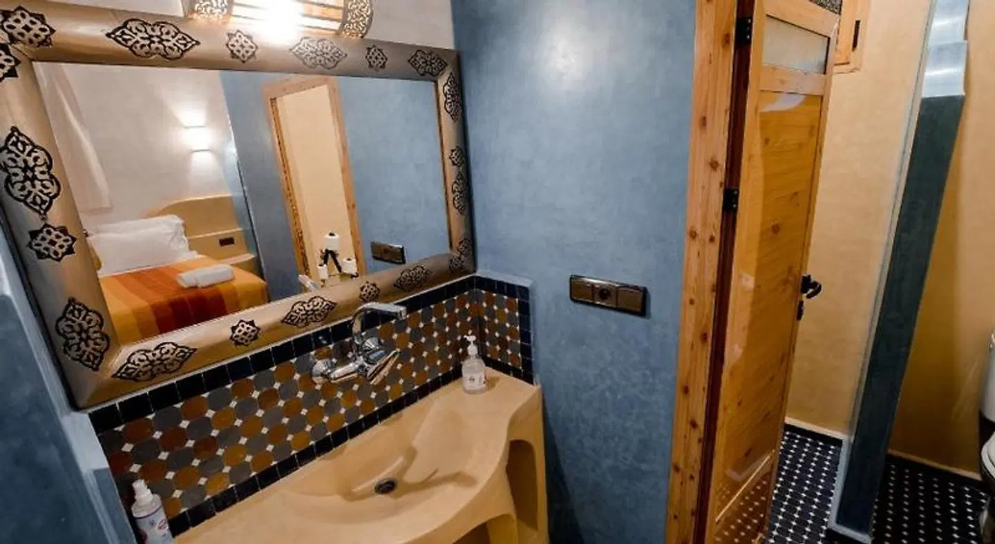 Hassilabiad Appart Hotel Badezimmer