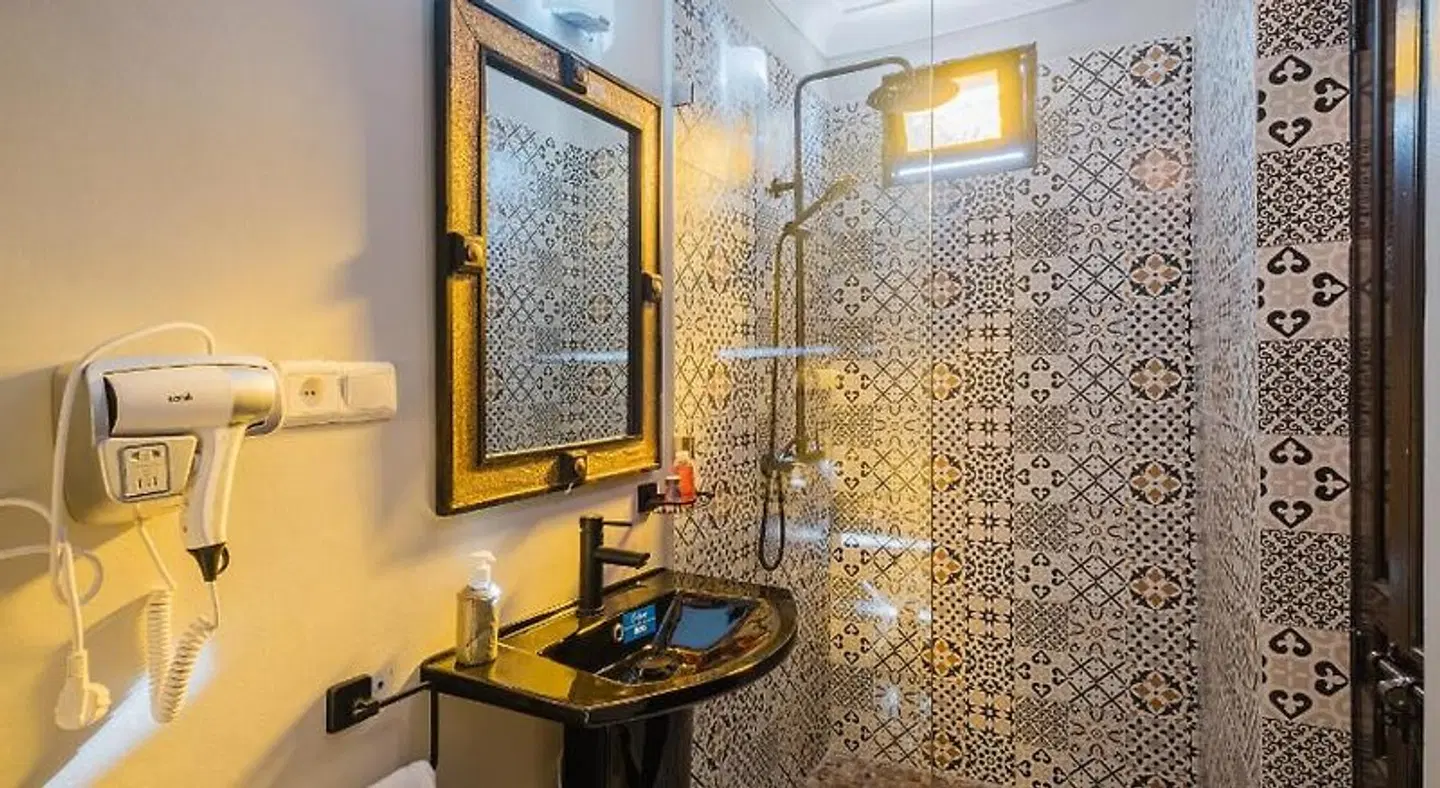 Riad 22 L'Étoile d'Orient Badezimmer