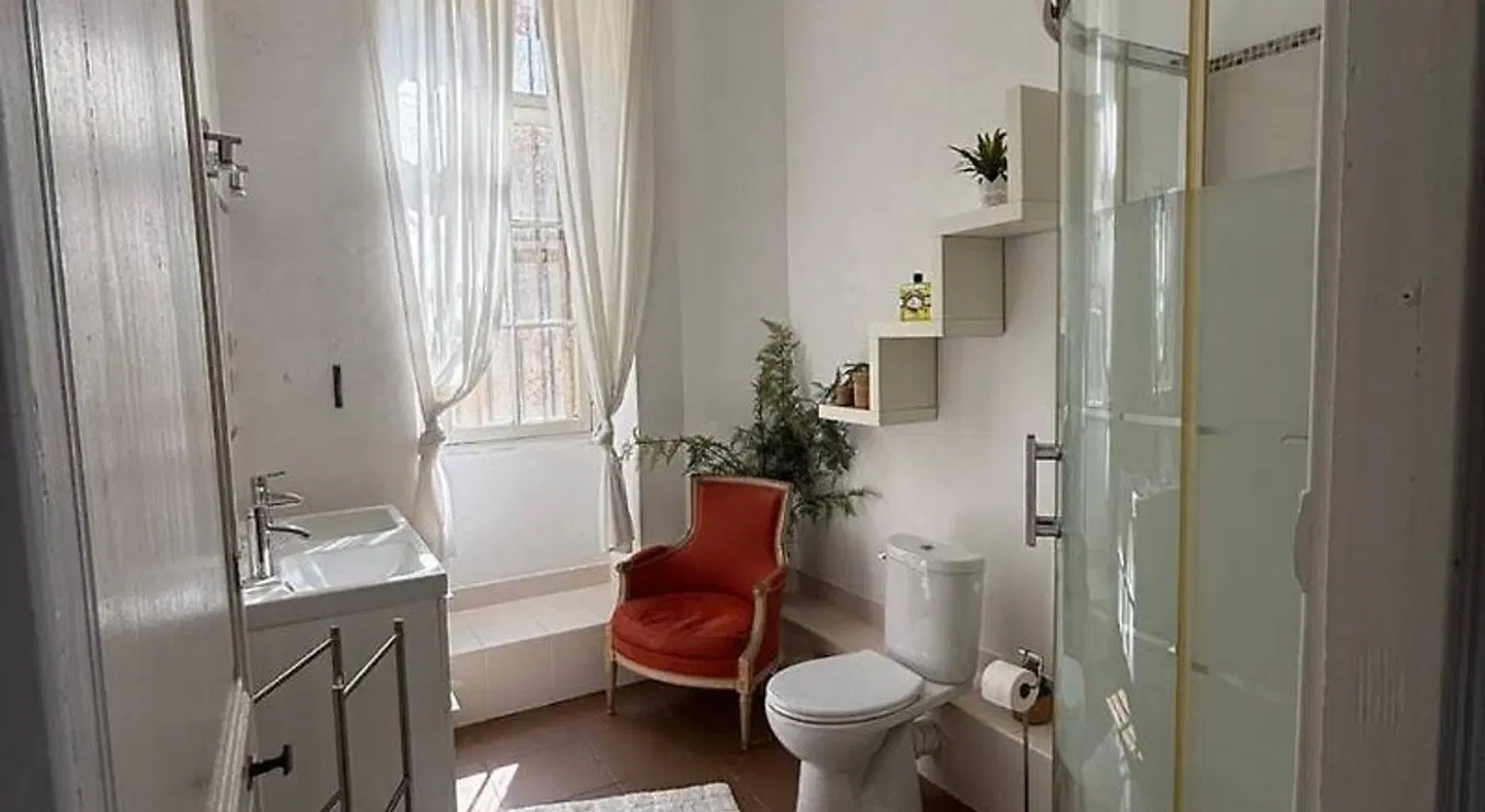 Chateau D'Estrac Badezimmer