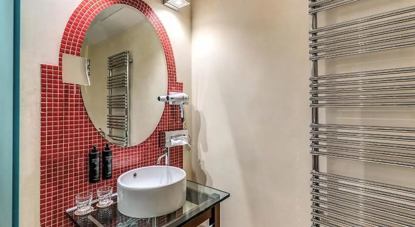 La Griffe Roma MGallery Collection Badezimmer