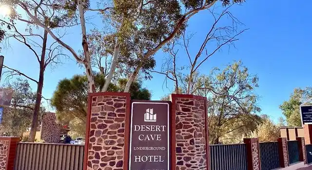 Desert Cave Hotel Terrasse