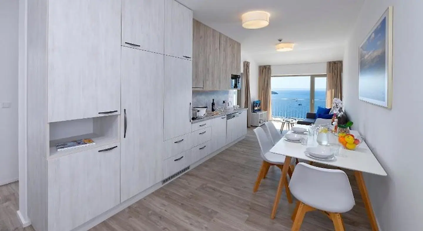 Zlatni Zalaz,Apartments,Supetarska Draga Badezimmer