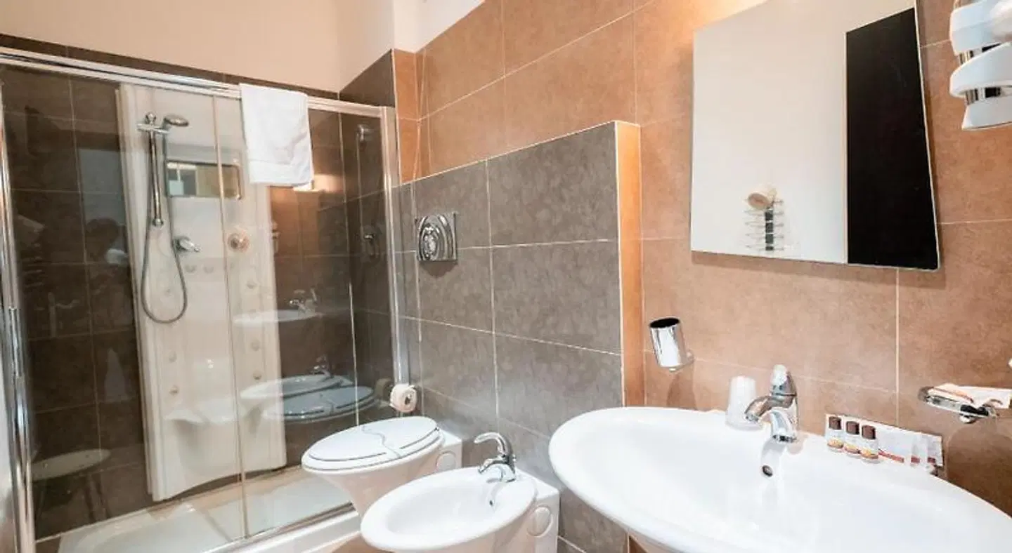 Albatros Hotel Badezimmer