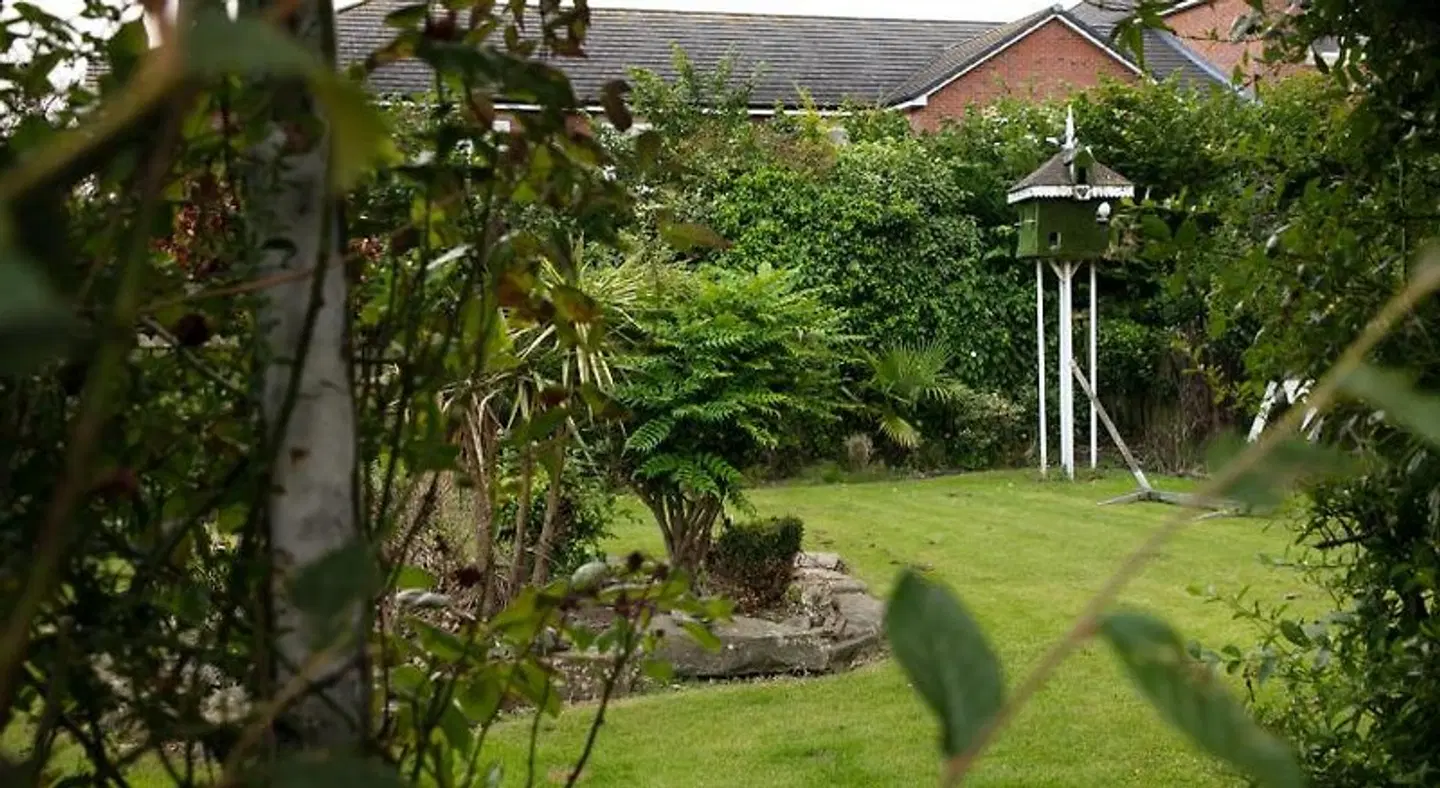 Dorset Arms Hotel Garten