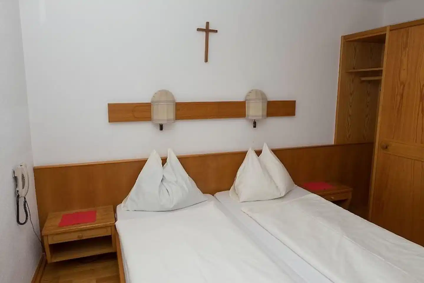 Rosslwirt Motel an der A1- Beim Gattinger Wohnbeispiel