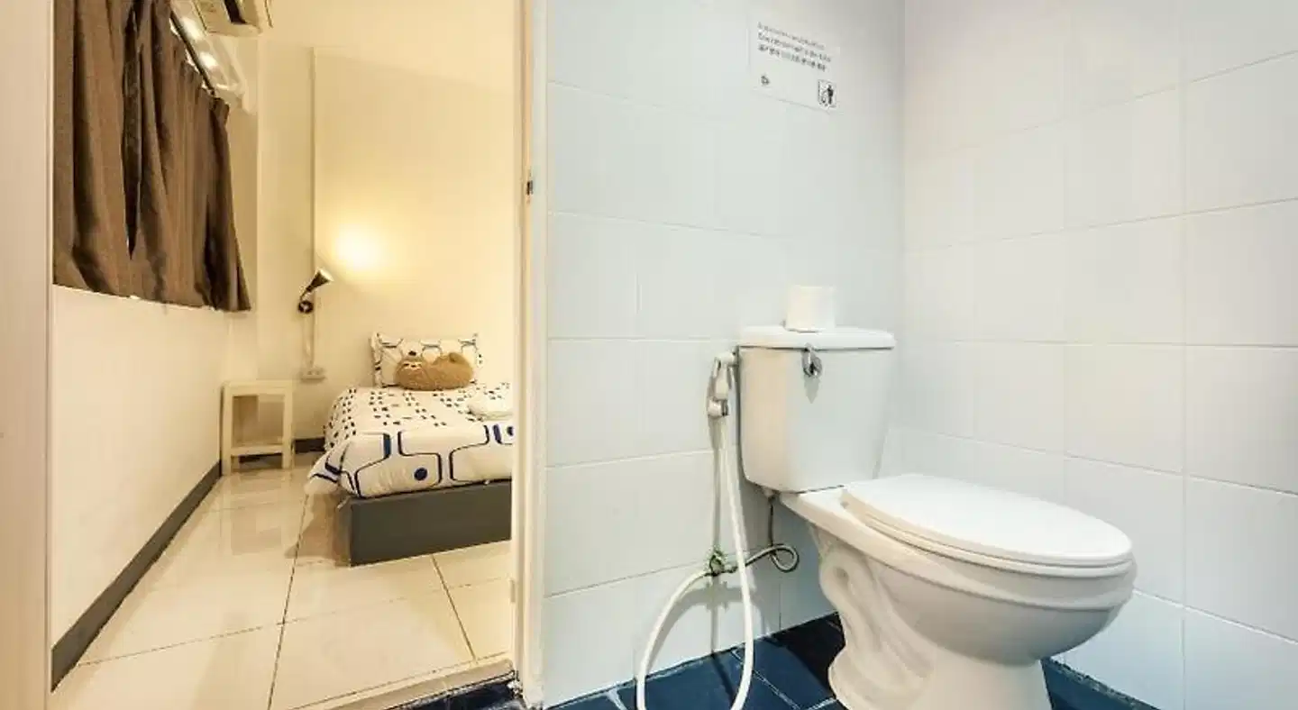 Sloth Hostel Don Mueang Badezimmer