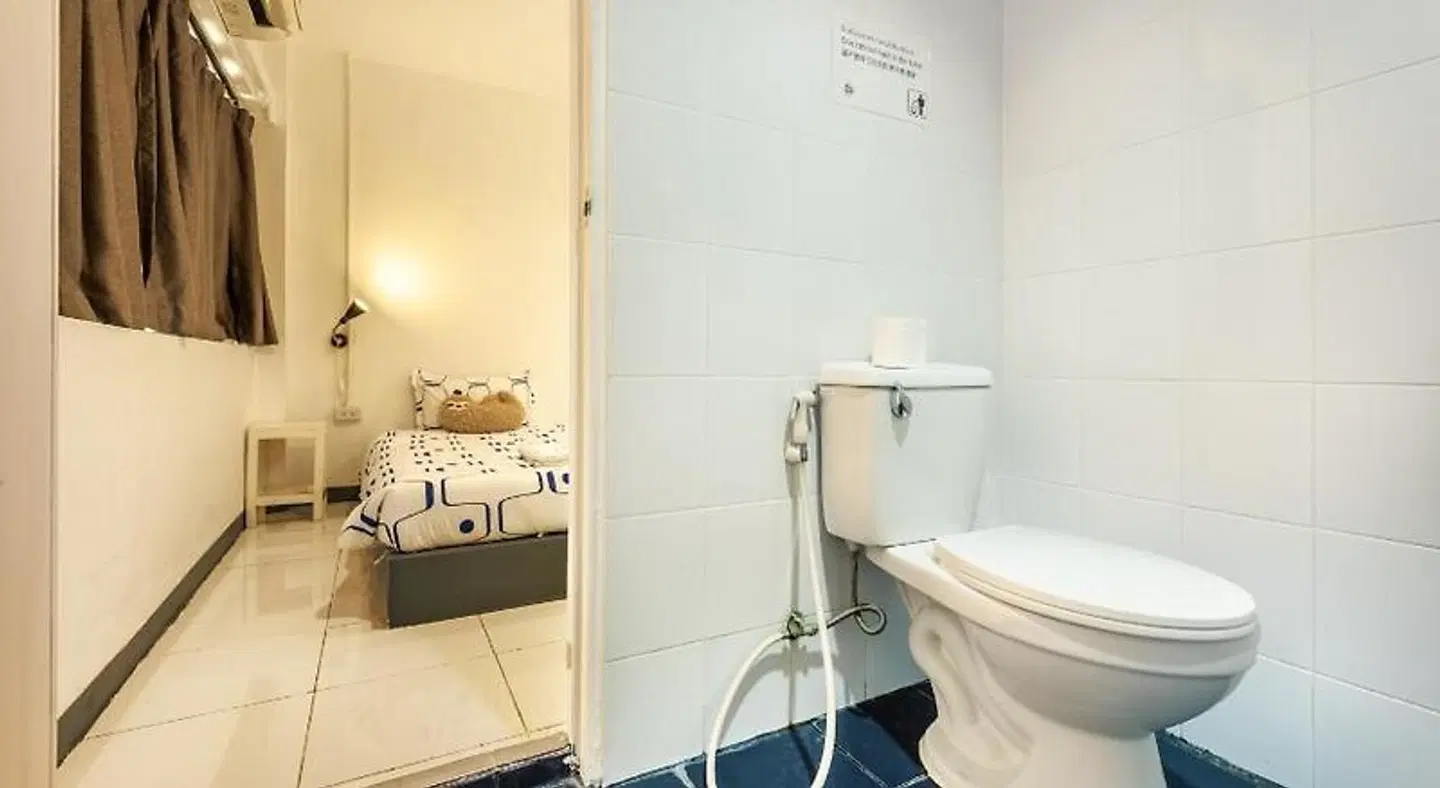 Sloth Hostel Don Mueang Badezimmer