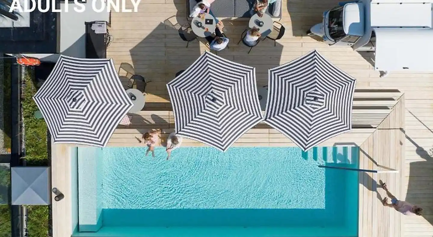 GREFIS Hotel Hallenbad