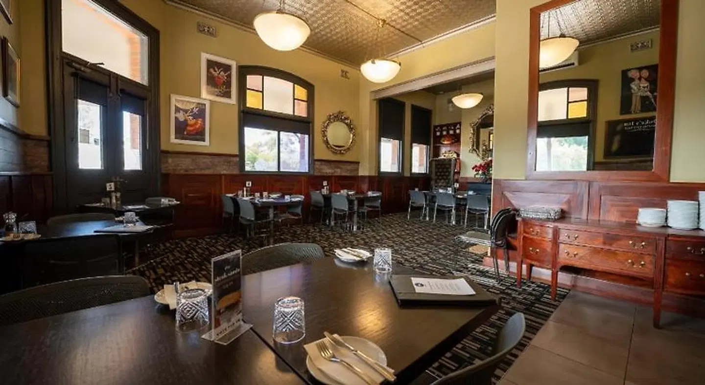 The Rec Hotel Bar