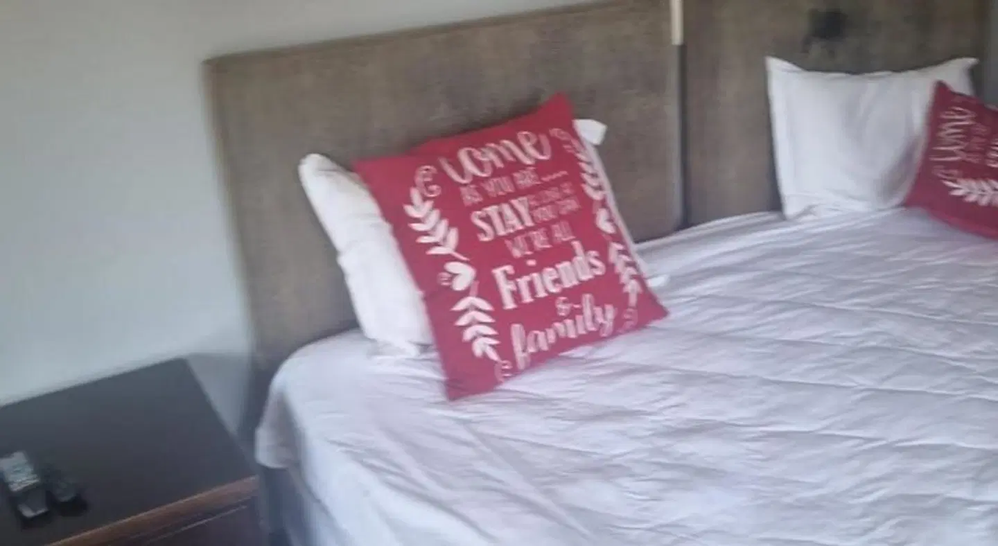 Emufuleni river logde ROOM_EXAMPLE