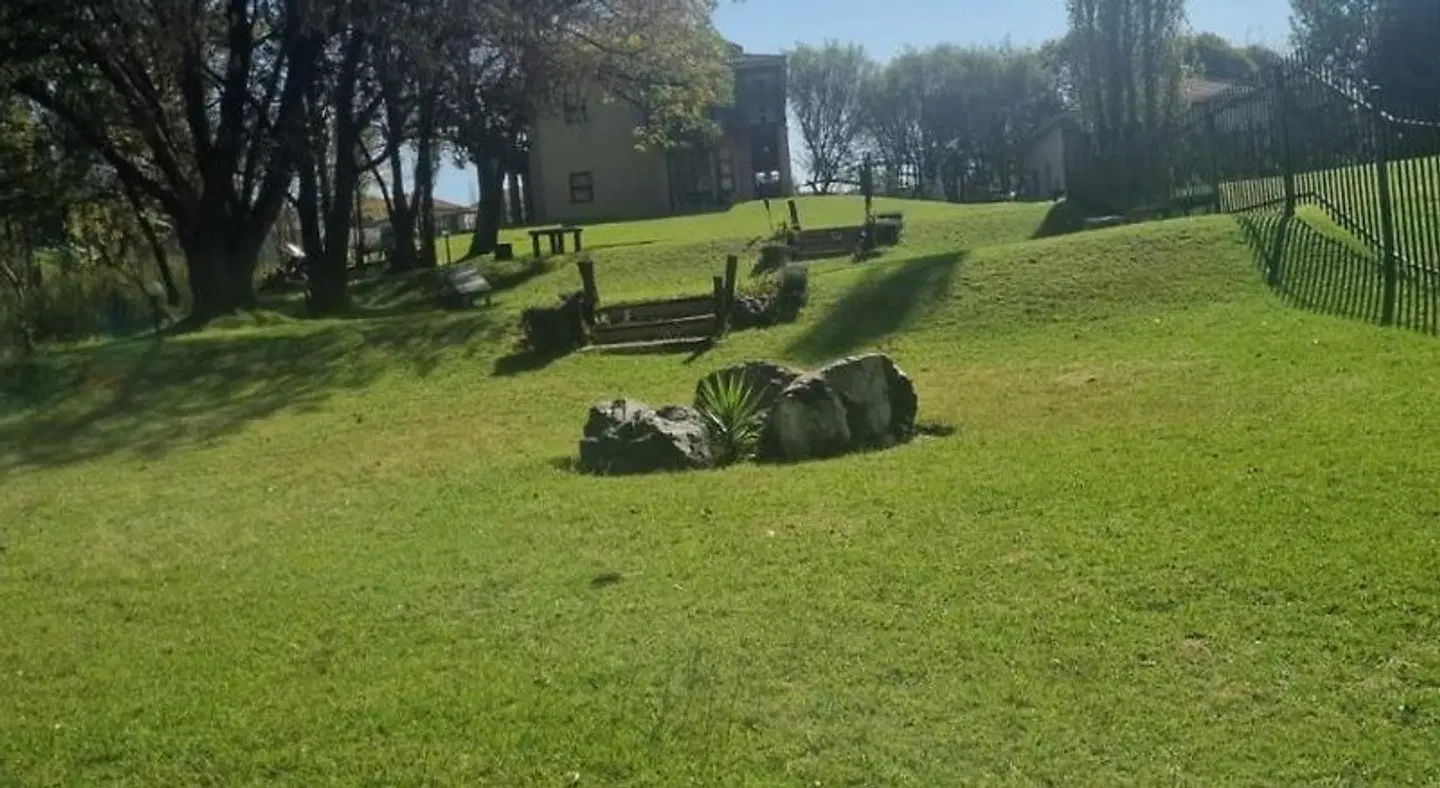 Emufuleni river logde Garten
