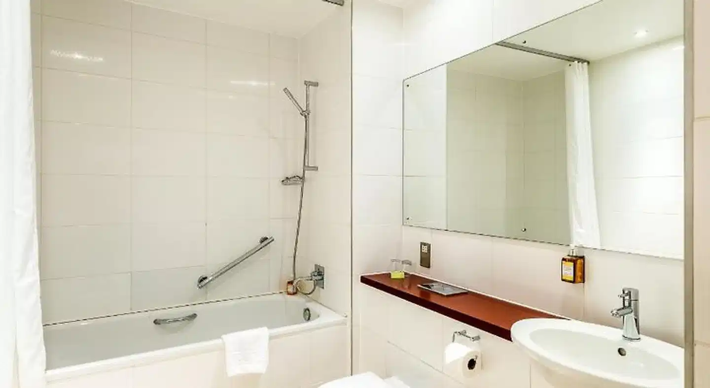 Pollock Halls - The Scholar Badezimmer