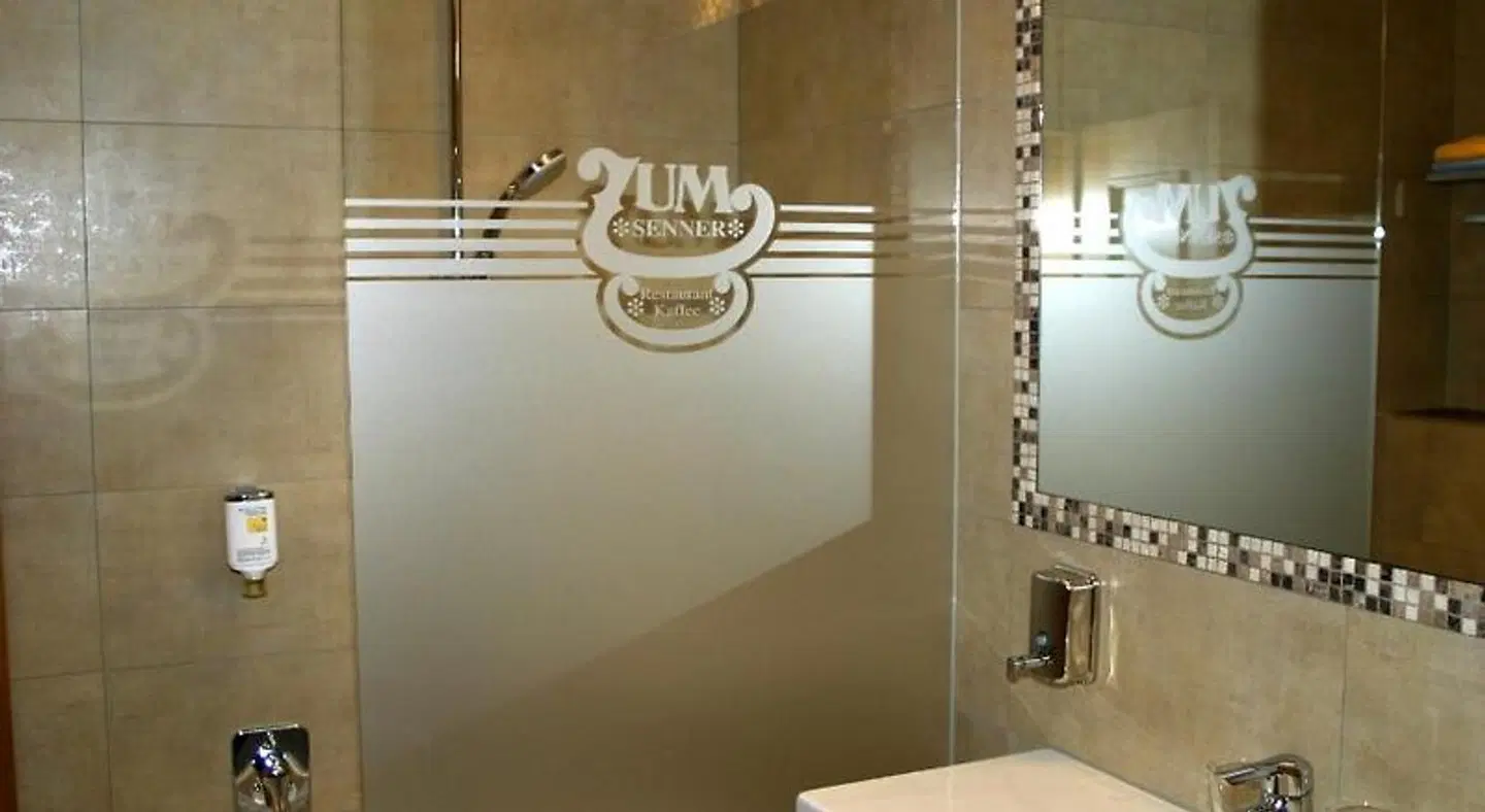 Zum Senner Badezimmer