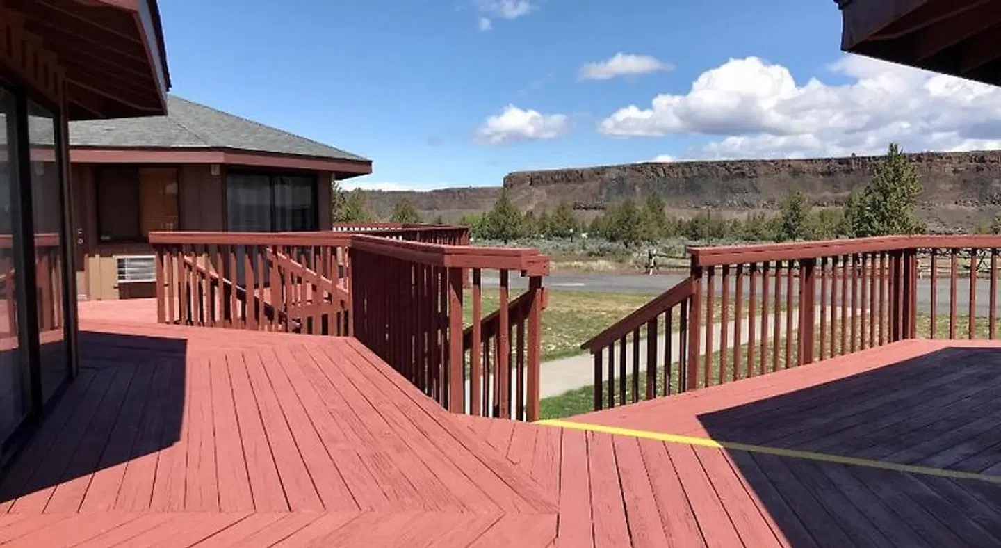 Smith Rock Resort Terrasse