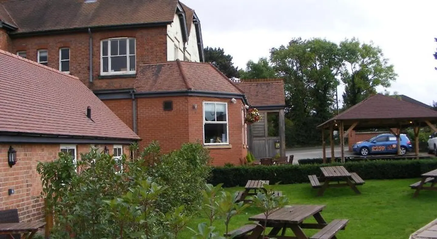 The Manor House at Quorn EXTERIOR