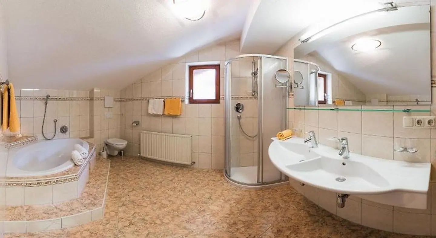 Ferienhaus am Matinesweg Badezimmer